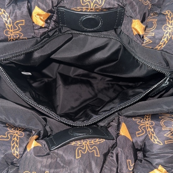 MCM Munchen Maxi Monogram Quilted Nylon Large Tote Bag Black/Copper NWT - Picture 13 of 13